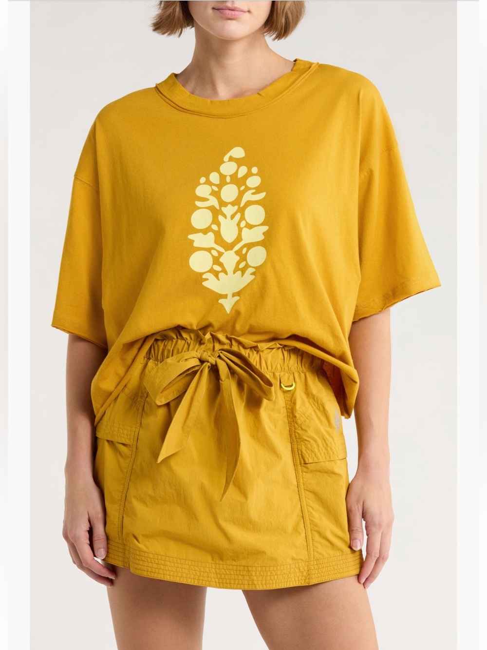 Free People Inspire Cotton Graphic T‑Shirt in Gold